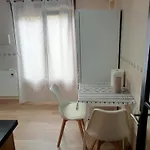 Nyaraló Alina Leku *